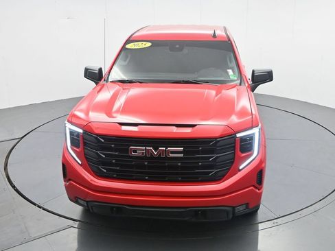 Used 2025 GMC Sierra 1500 Elevation w/ X31 Off-Road Package AWD/4WD image 22