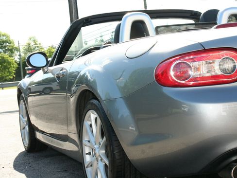 Used 2012 MAZDA MX-5 Miata Grand Touring w/ Premium Pkg RWD image 17