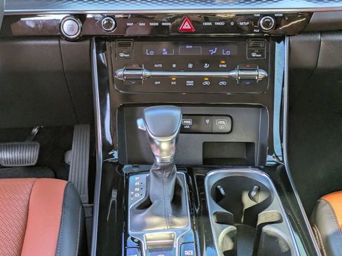 Used 2024 Kia Carnival SX Prestige image 21