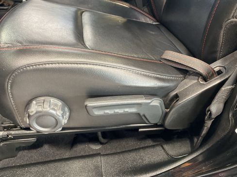 Used 2020 Jeep Wrangler Unlimited Rubicon w/ Dual Top Group image 16