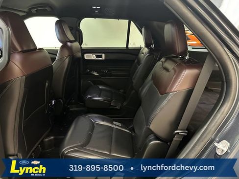 Certified 2023 Ford Explorer Platinum w/ Technology Package AWD/4WD image 25
