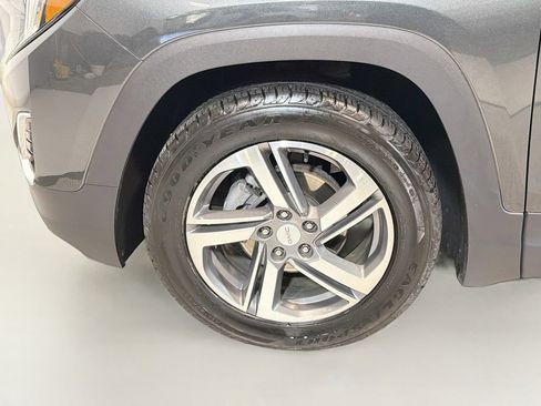 Used 2020 GMC Terrain SLT w/ Preferred Package FWD image 32