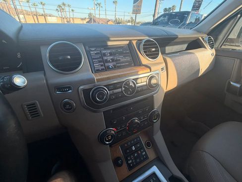Used 2014 Land Rover LR4 HSE LUX AWD/4WD image 20