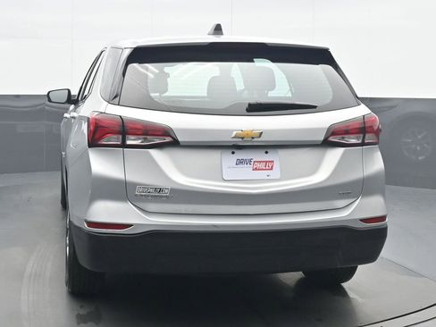 Used 2022 Chevrolet Equinox LS AWD/4WD image 5