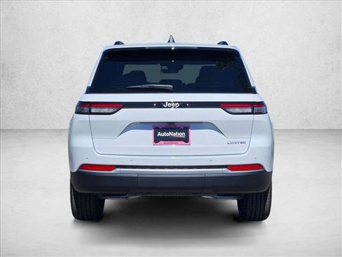 New 2026 Jeep Grand Cherokee Limited RWD image 8
