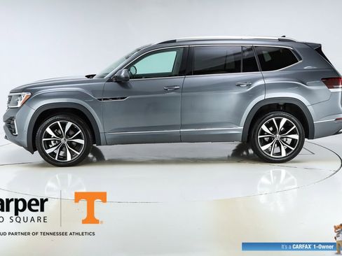 Used 2025 Volkswagen Atlas SEL Premium R-Line AWD/4WD image 42