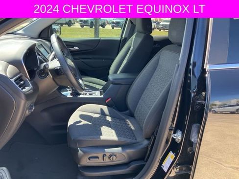 Used 2024 Chevrolet Equinox LT image 23