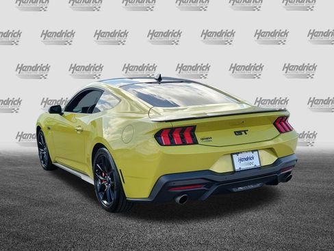 Used 2025 Ford Mustang GT Premium RWD image 5