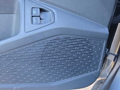 Used 2024 Volkswagen Jetta Sport image 35