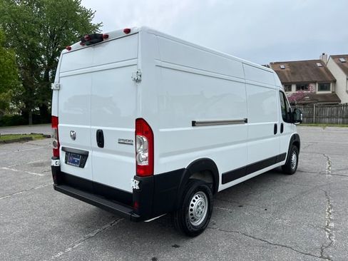 Used 2026 RAM ProMaster 2500 w/ Convenience Group FWD image 11