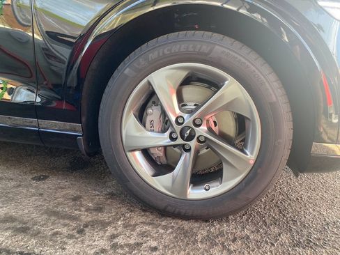 New 2026 Genesis GV70 2.5T AWD/4WD image 27