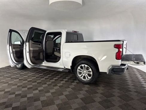 Used 2022 Chevrolet Silverado 1500 LTZ w/ LTZ Convenience Package II image 18