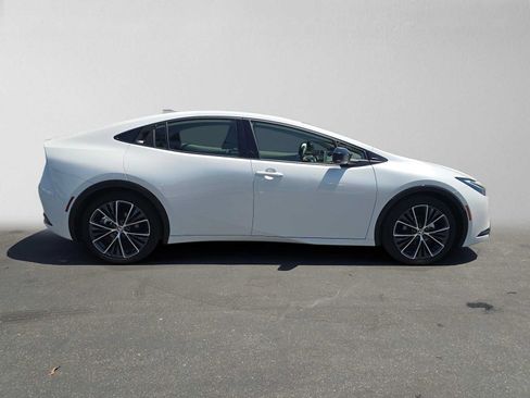 Certified 2026 Toyota Prius XLE FWD image 2