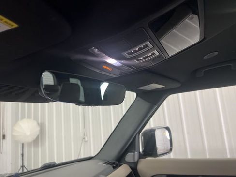 Used 2023 Land Rover Defender 130 S image 37