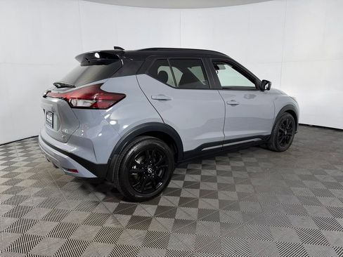 Used 2022 Nissan Kicks SR FWD image 8