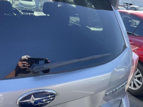 Used 2017 Subaru Forester 2.5i Premium image 21