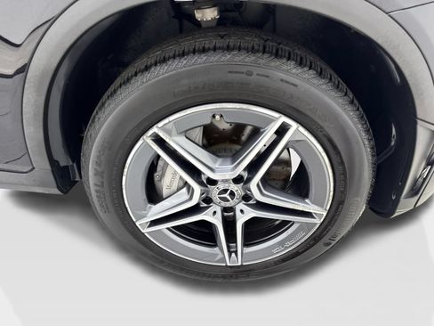 Used 2022 Mercedes-Benz GLC 300 w/ AMG Line image 82