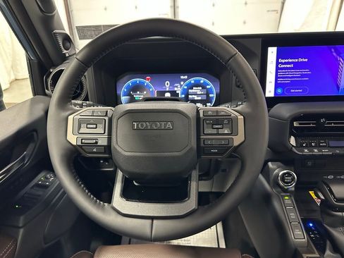 Used 2025 Toyota Land Cruiser w/ Premium Package image 18