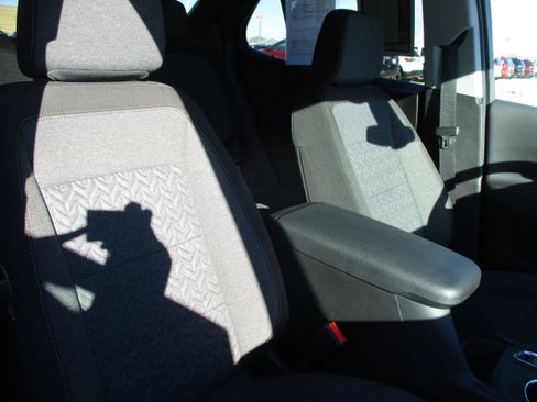 Used 2024 Chevrolet Equinox LT image 40