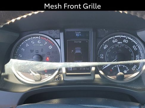 Used 2020 Toyota Tacoma 4x4 Access Cab image 10