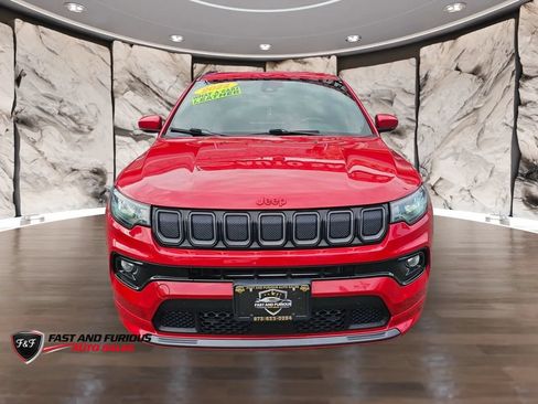 Used 2022 Jeep Compass Limited AWD/4WD image 3