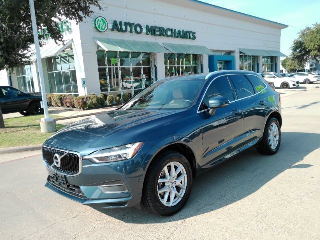 Used 2019 Volvo XC60 T5 Momentum w/ Premium Package FWD image 1