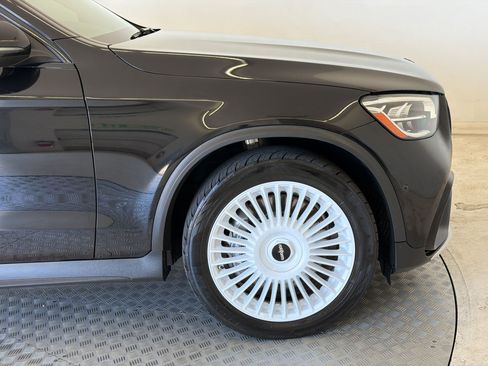 Used 2020 Mercedes-Benz GLC 63 AMG 4MATIC image 13