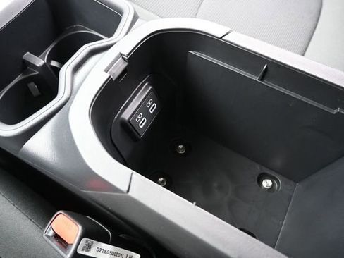 Certified 2025 Toyota RAV4 LE AWD/4WD image 20