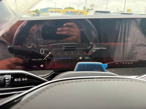 New 2026 Cadillac Escalade ESV V w/ LPO, ONYX Package AWD/4WD image 9