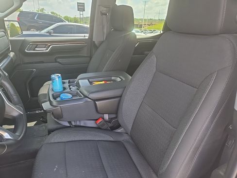 Used 2024 Chevrolet Silverado 1500 RST w/ Z71 Off-Road Package image 12