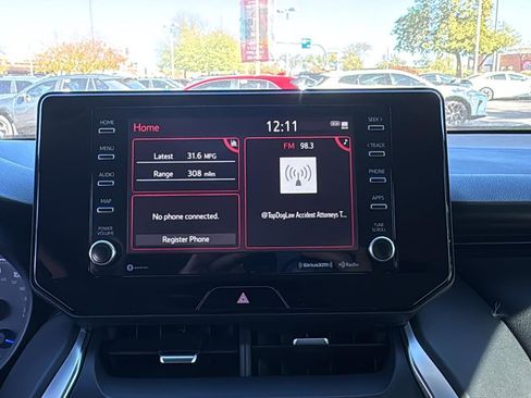 Used 2021 Toyota Venza LE w/ Carpet Mat Package (TMS) image 19