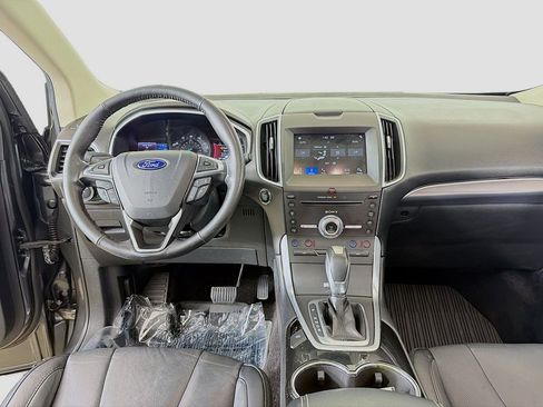 Used 2017 Ford Edge Titanium w/ Equipment Group 301A image 27