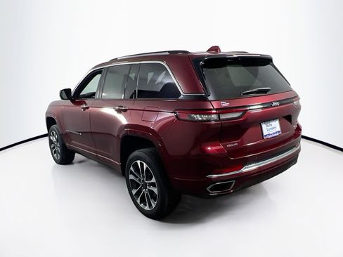 Used 2023 Jeep Grand Cherokee Overland AWD/4WD image 7