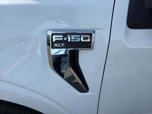 Used 2022 Ford F150 XLT AWD/4WD image 9