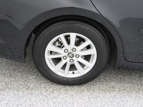 Used 2025 Toyota Camry LE FWD image 6