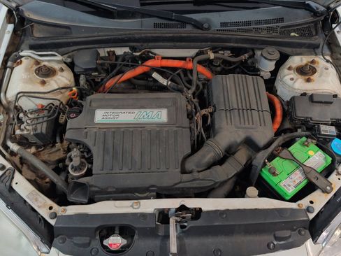 Used 2005 Honda Civic Hybrid Sedan image 42