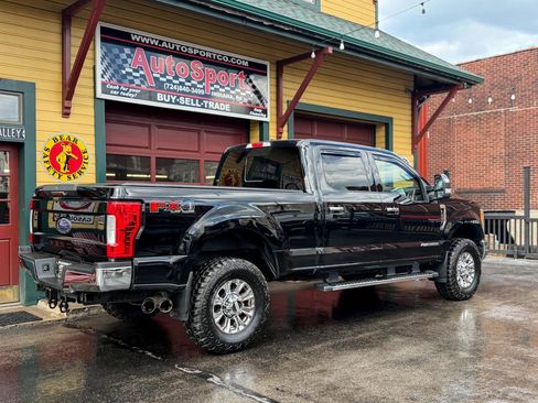 Used 2017 Ford F350 Lariat w/ Chrome Package AWD/4WD image 4