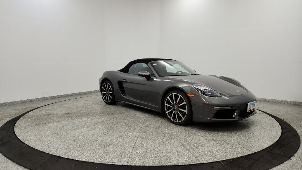 Used 2017 Porsche 718 Boxster RWD image 7