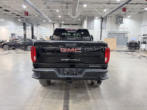 Used 2020 GMC Sierra 2500 Denali w/ Denali Ultimate Package image 6