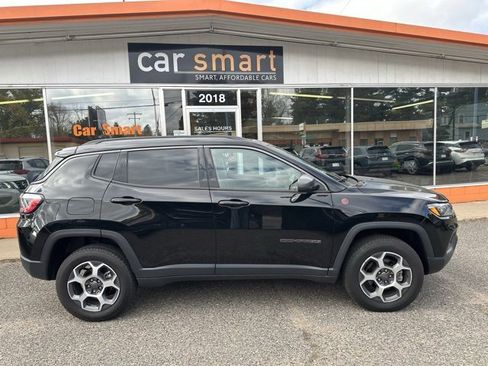 Used 2022 Jeep Compass Trailhawk w/ Sun and Sound Group image 8