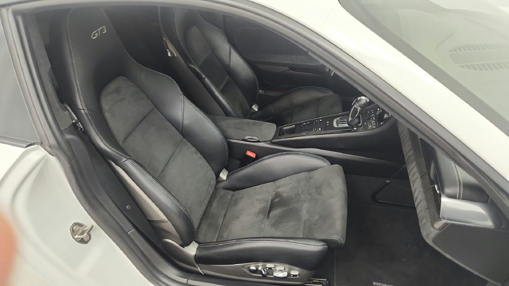 Used 2015 Porsche 911 GT3 RWD image 14