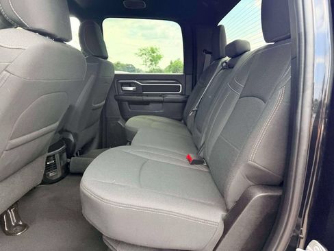Used 2025 RAM 2500 Big Horn AWD/4WD image 12