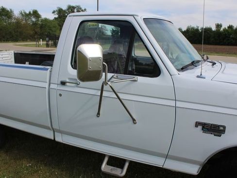 Used 1996 Ford F250 4x4 Regular Cab image 9