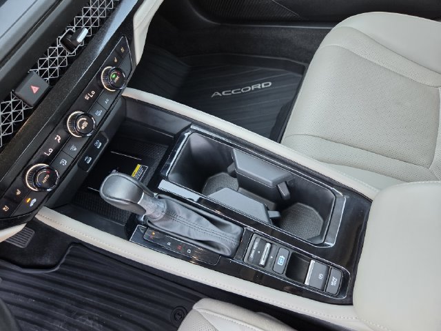 Used 2025 Honda Accord Touring image 22