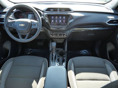 Used 2023 Chevrolet TrailBlazer LT w/ Convenience Package image 30