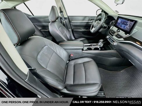 Certified 2025 Nissan Altima 2.5 SR w/ SR Premium Package FWD image 28