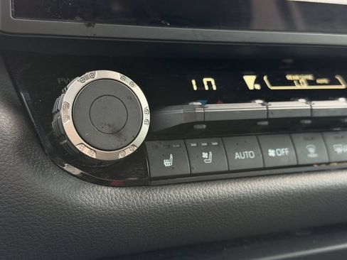 Used 2024 Toyota Sequoia TRD Pro AWD/4WD image 22
