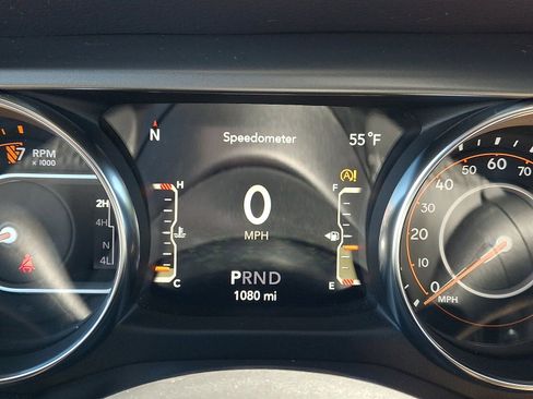 Used 2022 Jeep Wrangler Sport AWD/4WD image 19