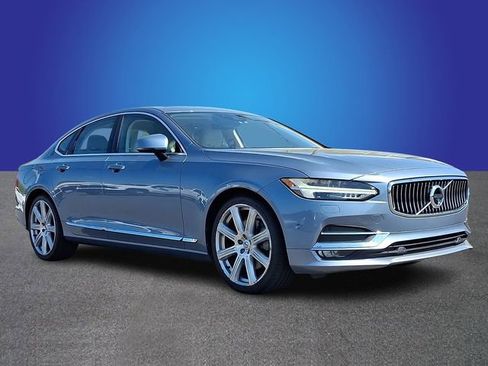 Used 2017 Volvo S90 T6 Inscription w/ Vision Package image 3
