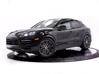 Certified 2026 Porsche Cayenne E-Hybrid Coupe AWD/4WD video 1